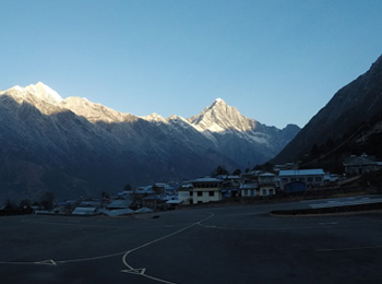 Renjola Pass Trek